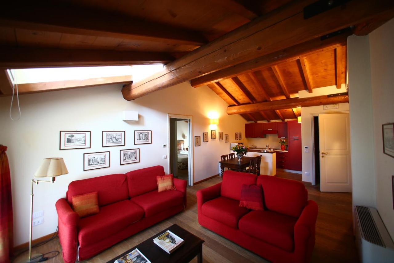 Relais Corte Paradiso Peschiera del Garda Exterior photo