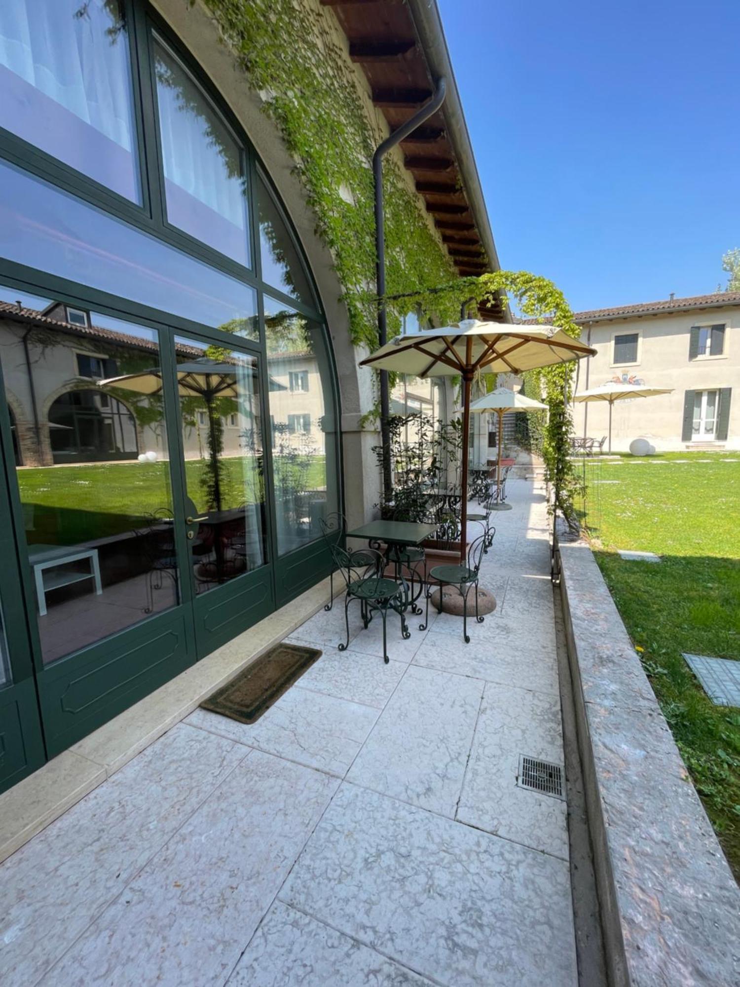 Relais Corte Paradiso Peschiera del Garda Exterior photo