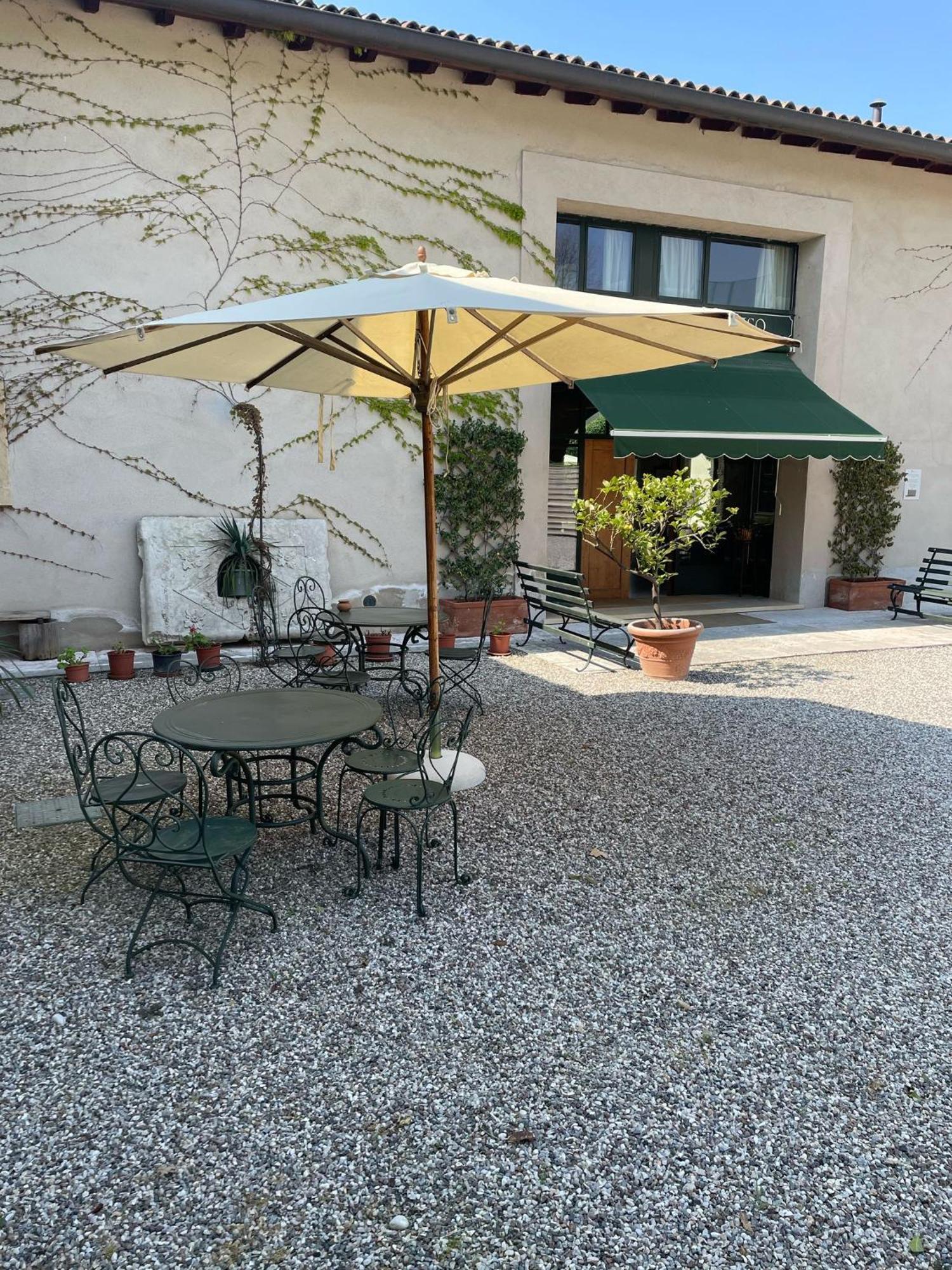Relais Corte Paradiso Peschiera del Garda Exterior photo